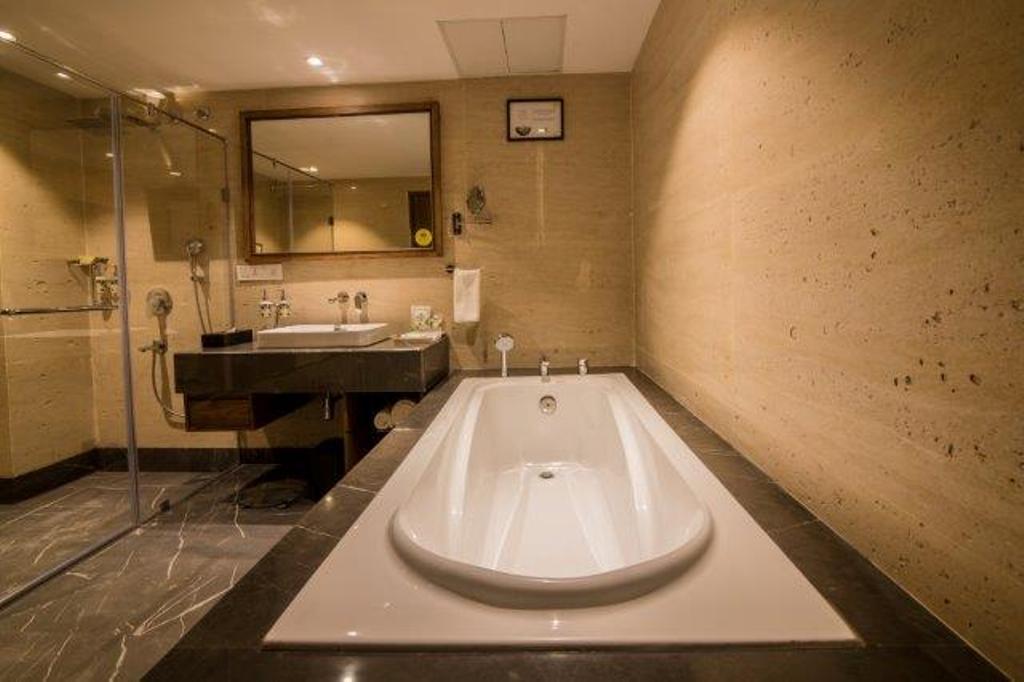 Lemon Tree Hotel Siliguri Εξωτερικό φωτογραφία